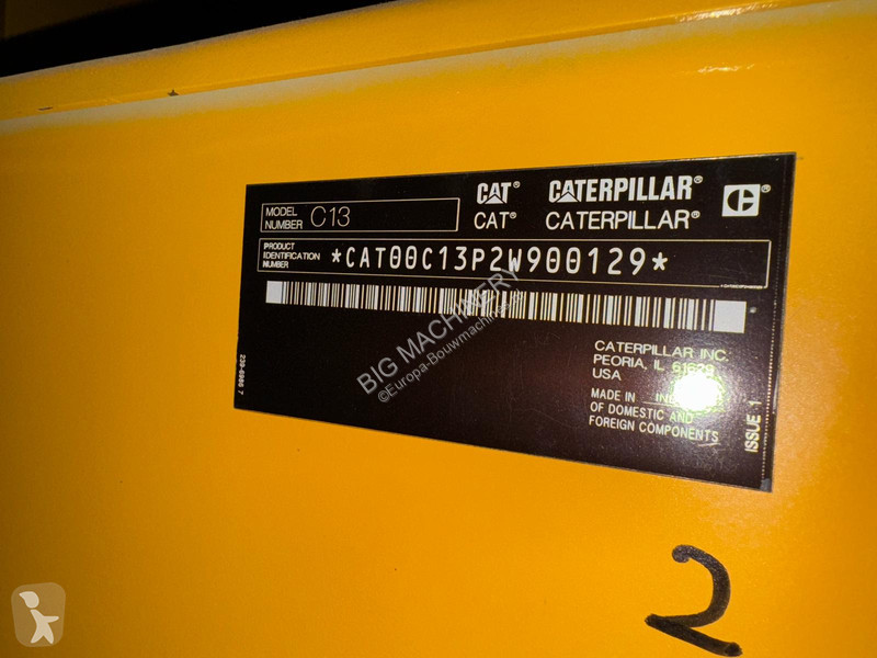 آلة لمواقع البناء Caterpillar Caterpillar...