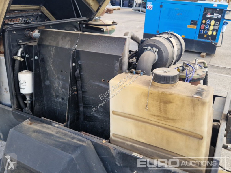 Materiaal voor de bouw Doosan 726E+