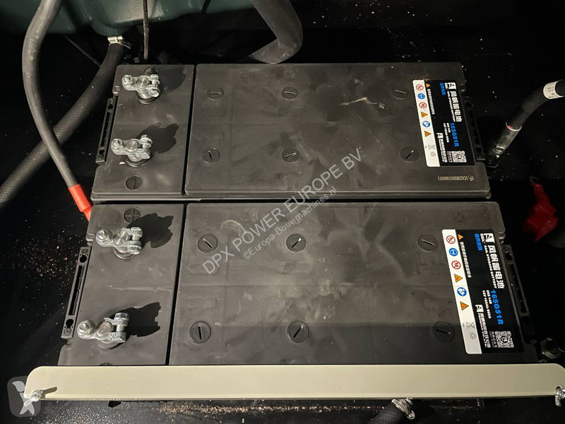 Material de obra Hyundai DP180LA - 630 kVA...