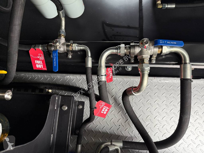 Stavebný stroj Cummins KTA50-G3 - 1375 kVA...