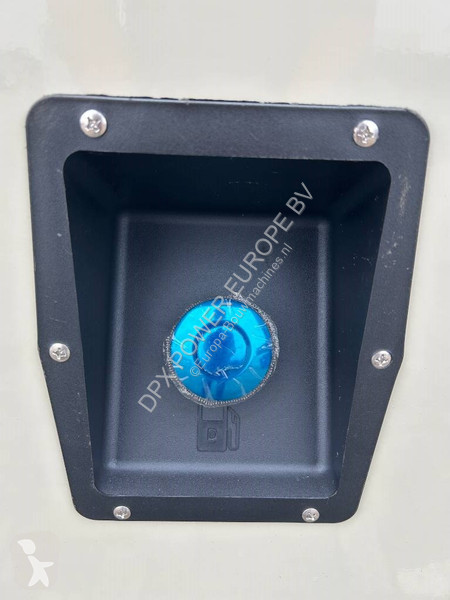 Materiaal voor de bouw Iveco NEF67TM7 - 220 kVA...