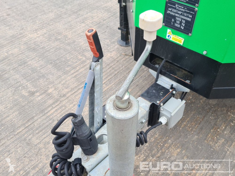 Materiaal voor de bouw  X SOLAR
