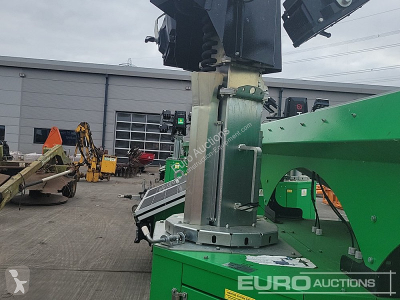 Materiaal voor de bouw  X SOLAR