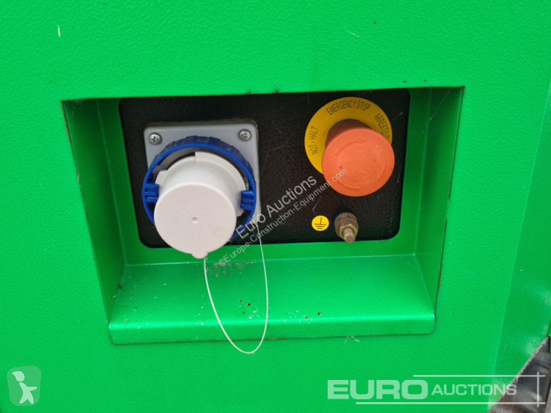 Materiaal voor de bouw  X SOLAR