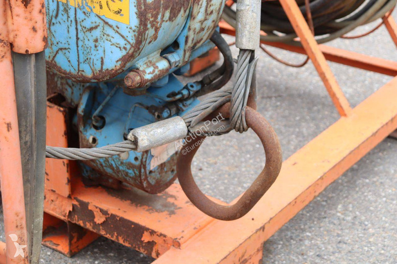 Materiaal voor de bouw  ELOTRAC 15