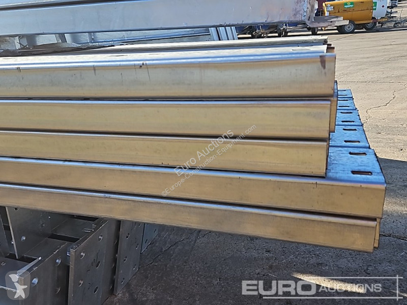 Materiaal voor de bouw  100X30X15