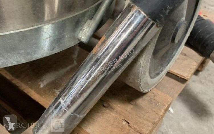 Stavebný stroj  aspirateur recycleur d'eau