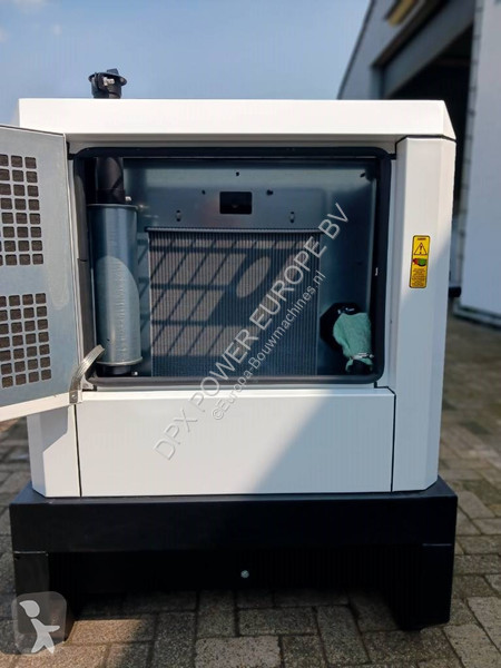 Entreprenørmaskiner Kubota V2203M - 20 kVA...