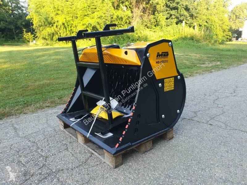 تجهيزات الأشغال العمومية MB Crusher HDS 312