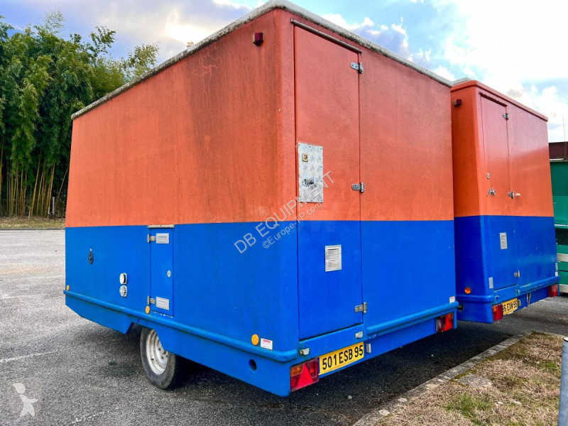 Entreprenørmaskiner   BASE VIE CABANE DE CHANTIER