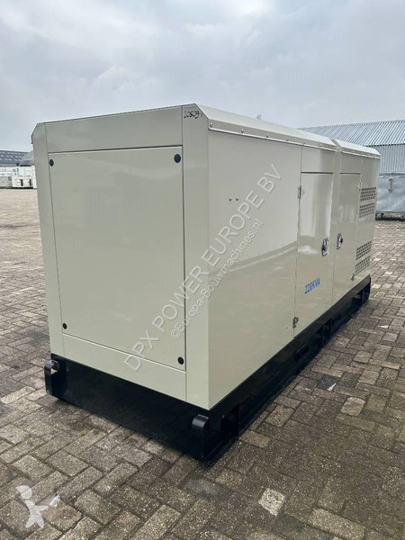 Materiaal voor de bouw Iveco NEF67TM7 - 220 kVA...