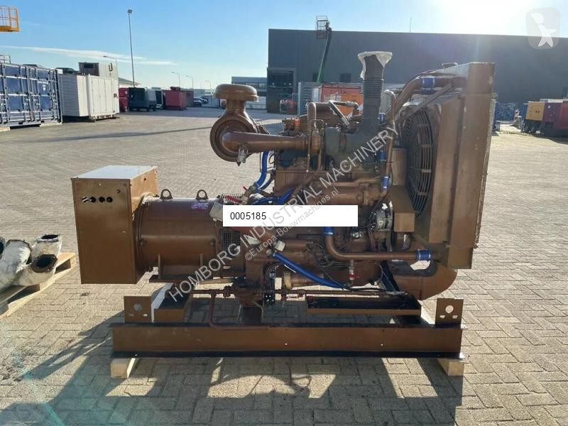 آلة لمواقع البناء Cummins 140 kVA Leroy Somer...
