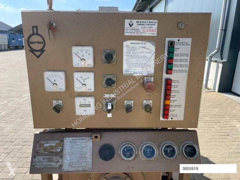 آلة لمواقع البناء Renault Leroy Somer 100 kVA...