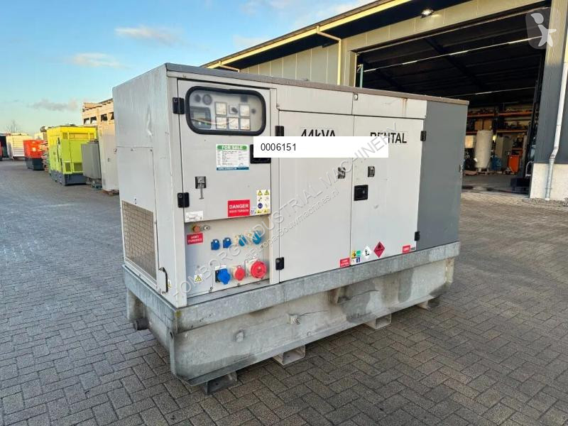 آلة لمواقع البناء Europower EPUS44TDE Kubota...