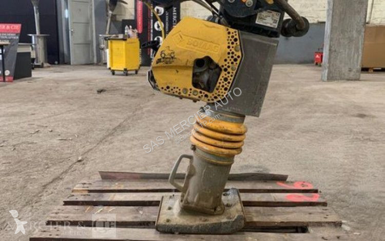 Materiaal voor de bouw Bomag piloneuse essence