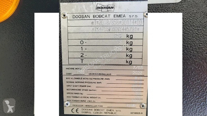 Stavební vybavení Doosan 77.55 Compressor - 687...