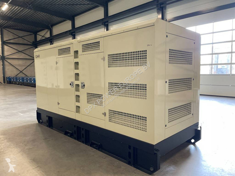 Stavebný stroj Cummins QSNT-G3 - 440 kVA...