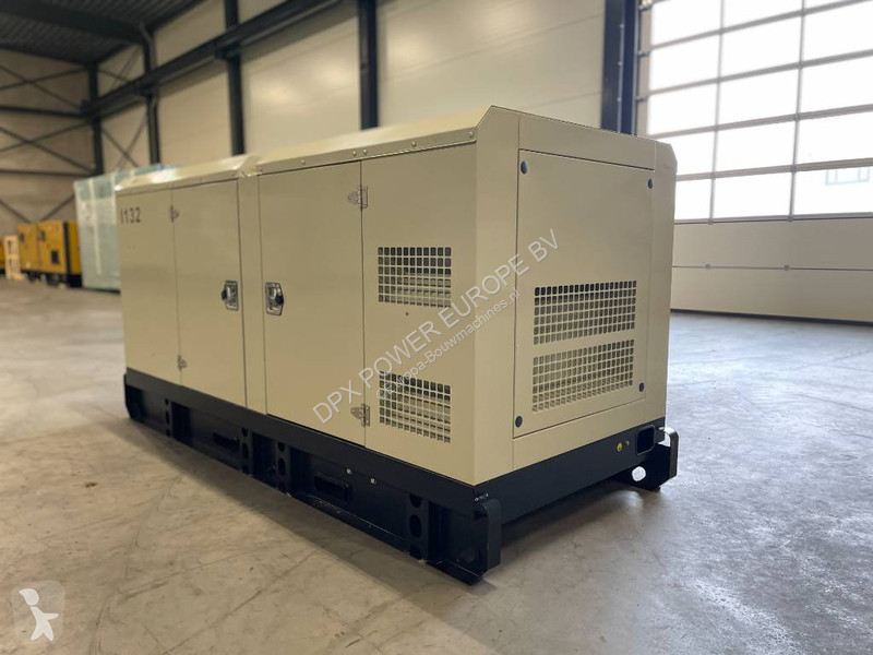 آلة لمواقع البناء Iveco NEF45TM3 - 132 kVA...
