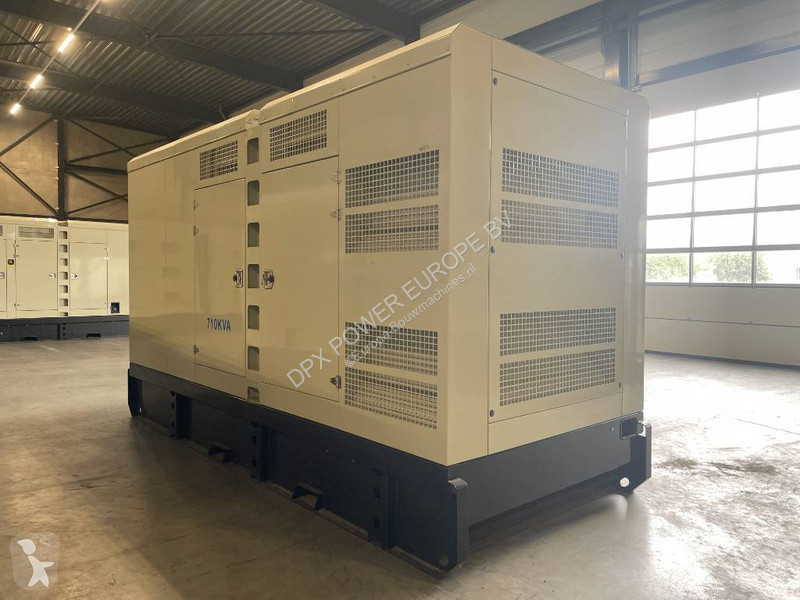 Stavebný stroj Hyundai DP180LB - 710 kVA...