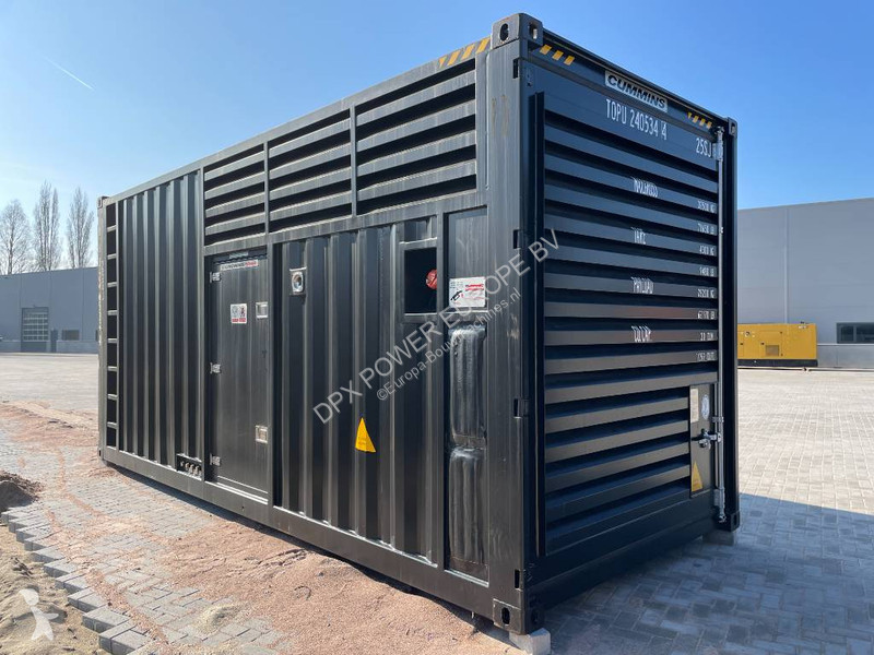 Stavebný stroj Cummins KTA38-G5 - 1100 kVA...