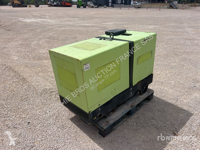 Matériel de chantier Pramac  P11000