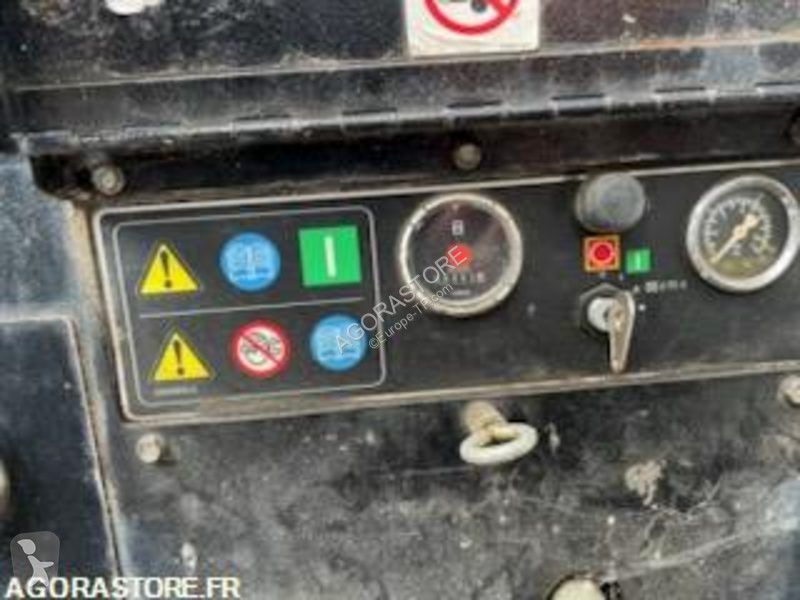 Строителна техника Doosan 7/26E