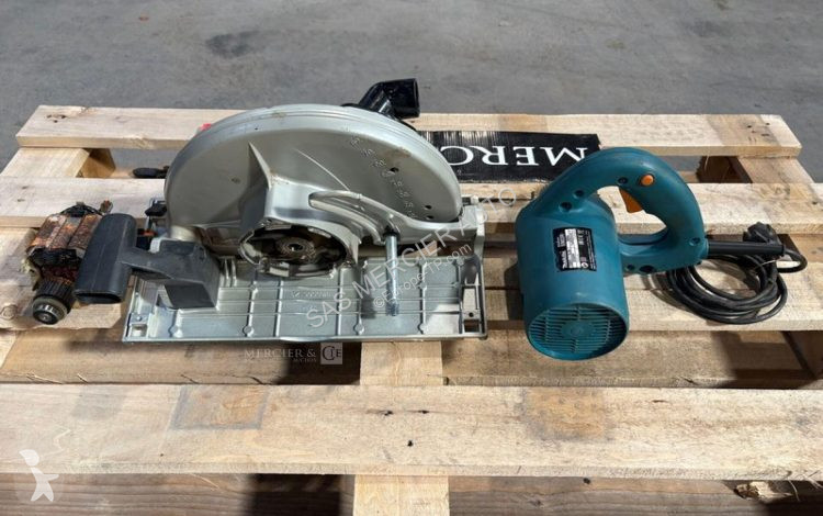 Будівельне обладнання Makita scie circulaire