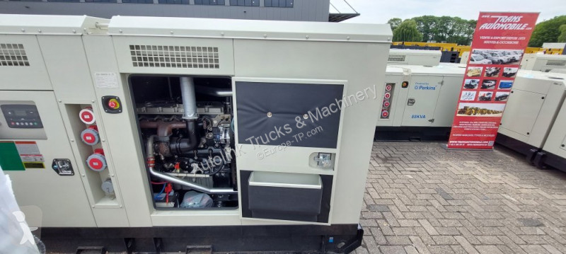 Entreprenørmaskiner Perkins  275kVA