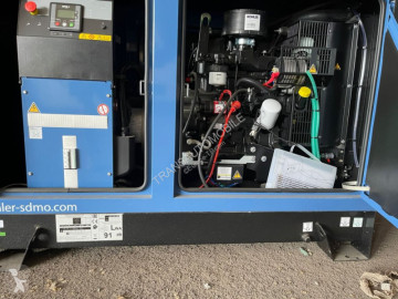Material de obra gerador SDMO novo