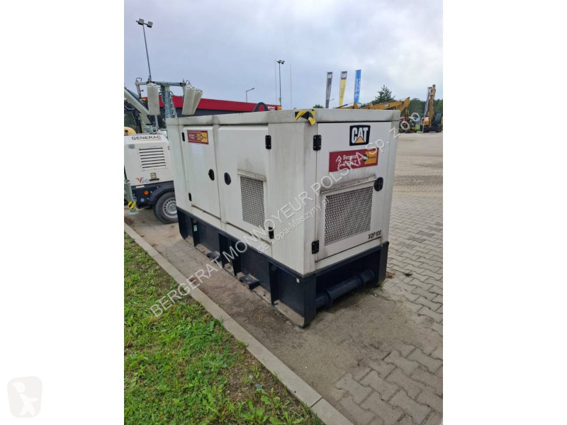 Vägbyggmaterial Caterpillar XQP100