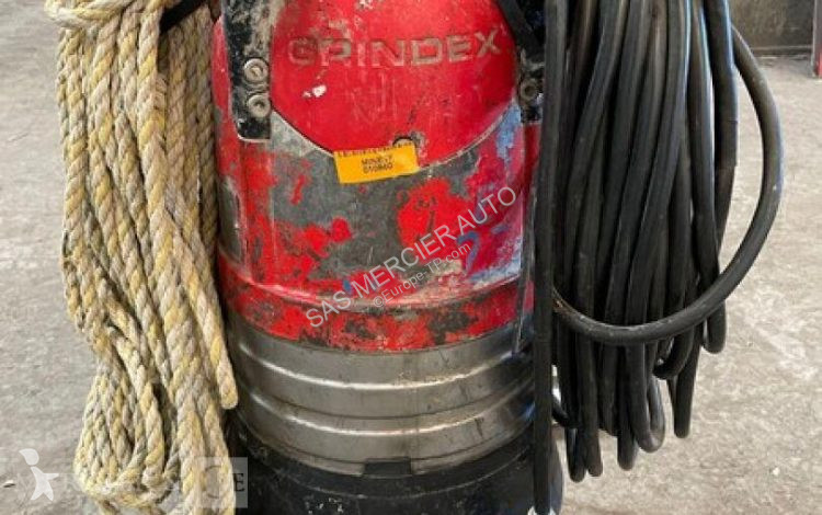 Matériel de chantier Grindex pompe immergee