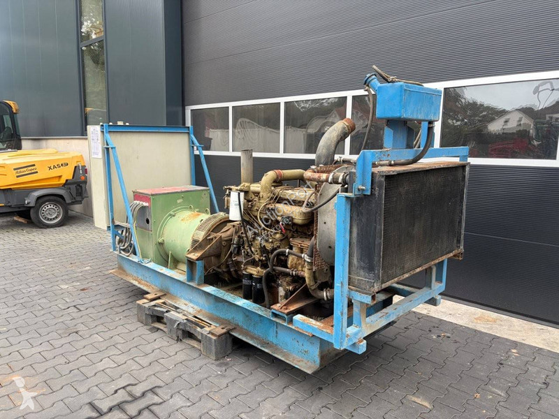 Matériel de chantier DAF DHTD 825