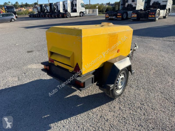 آلة لمواقع البناء Doosan 720