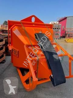 Material de obra BENNE A BETON COUCHEE