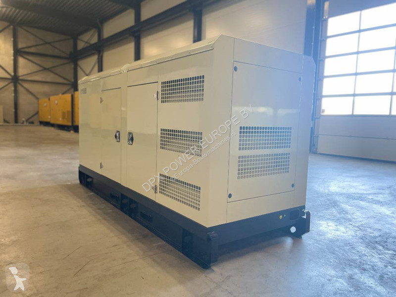 Materiaal voor de bouw Iveco NEF67TM4 - 188 kVA...