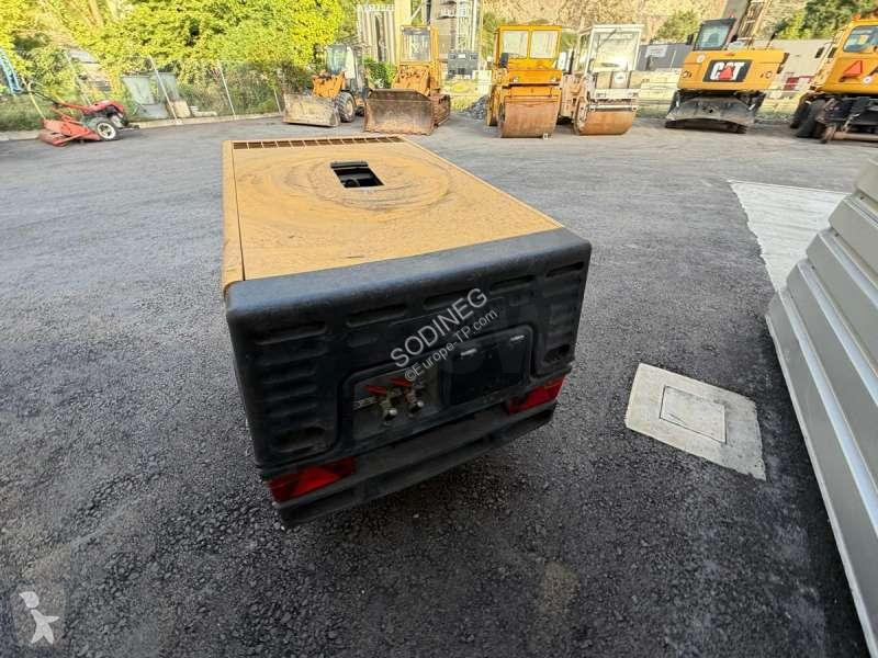 Material de obra Compair  C25