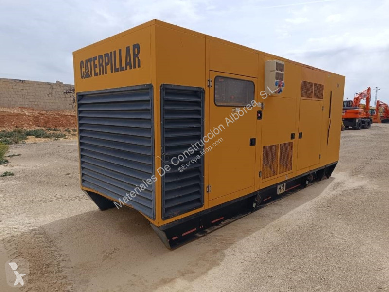 آلة لمواقع البناء Caterpillar 550F