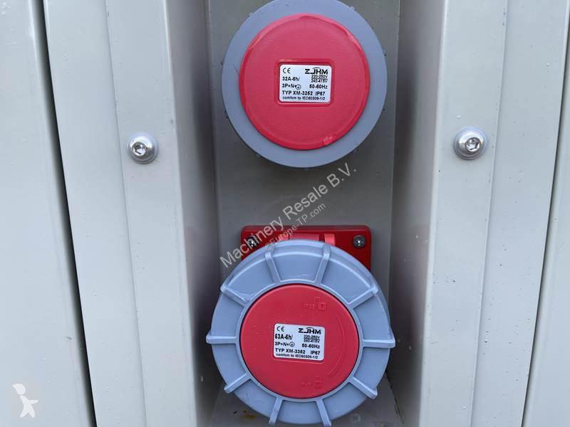 آلة لمواقع البناء Cummins 28 kVA