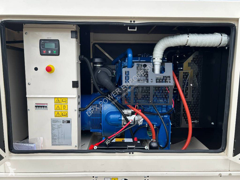 Material de obra FG Wilson P55-3 - 55 kVA...