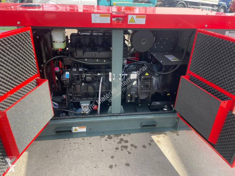 آلة لمواقع البناء Bauer 33 Kva ATS