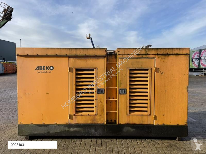 آلة لمواقع البناء Volvo TID 121 LG Leroy Somer...