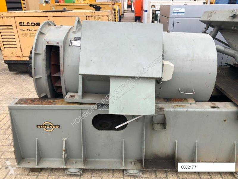 Materiaal voor de bouw AEG 750 kVA dubbel...