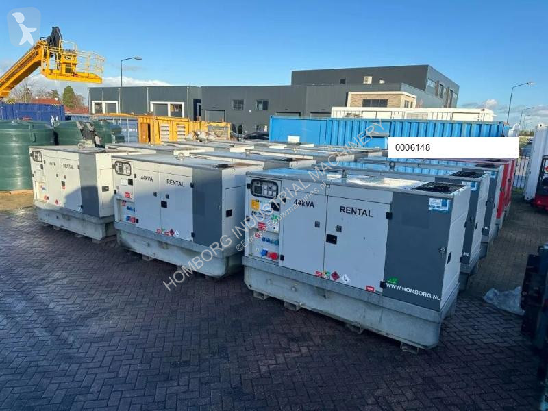 آلة لمواقع البناء Europower EPUS44TDE Kubota...