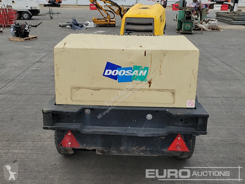 Matériel de chantier Doosan 741