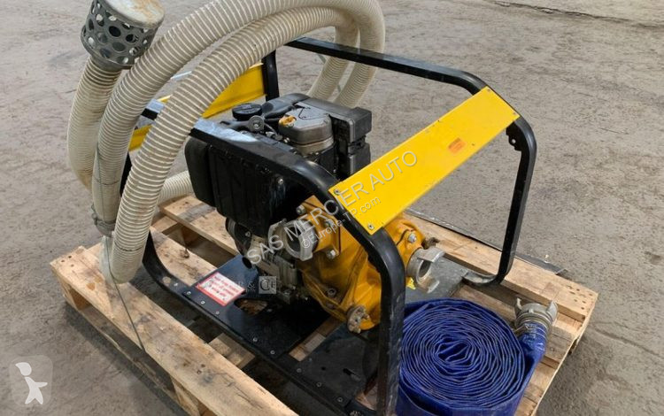 Materiaal voor de bouw  pompe de surface diesel