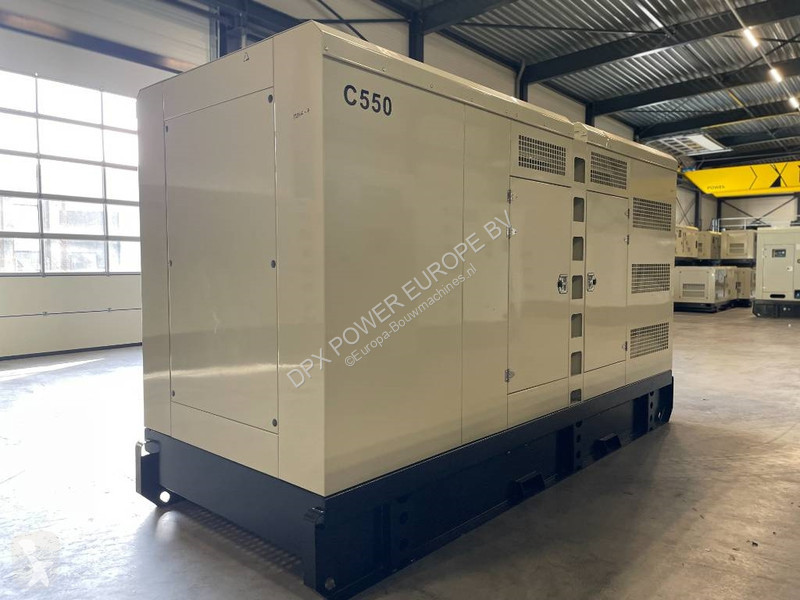 Stavebný stroj Cummins QSZ13-G13 - 550 kVA...