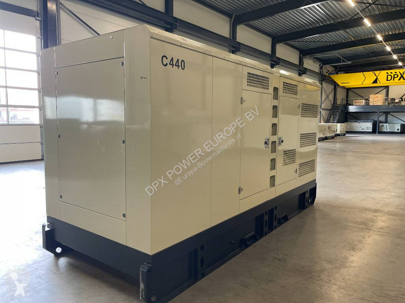 Stavebný stroj Cummins QSNT-G3 - 440 kVA...