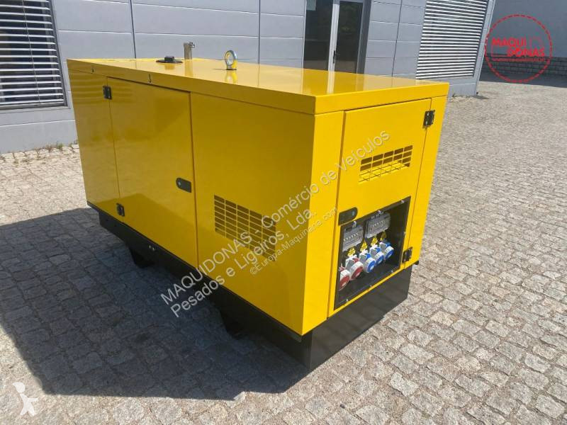 Stavebný stroj Cummins 20 kVA