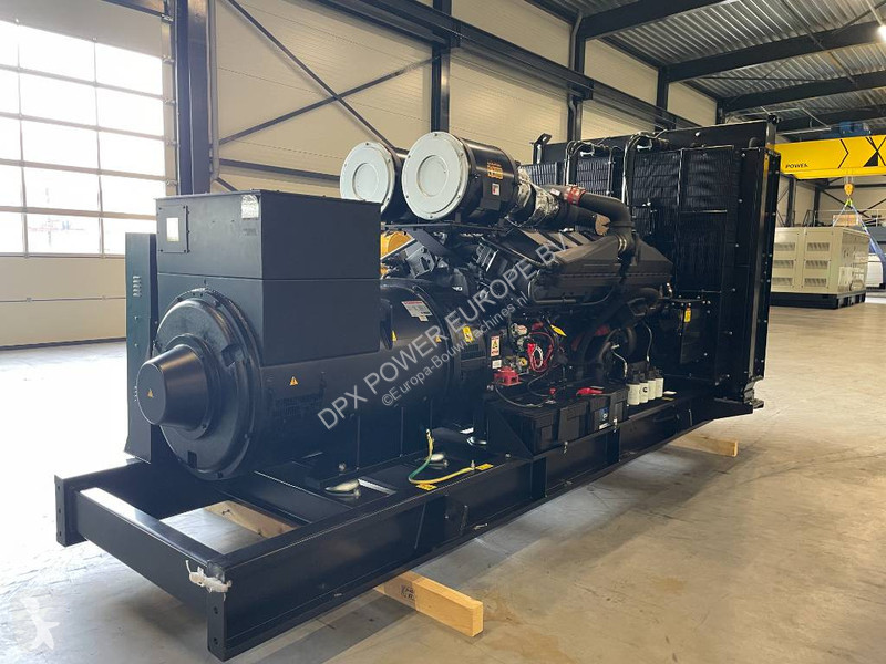 Stavebný stroj Cummins KTA38-G5 - 1.100 kVA...