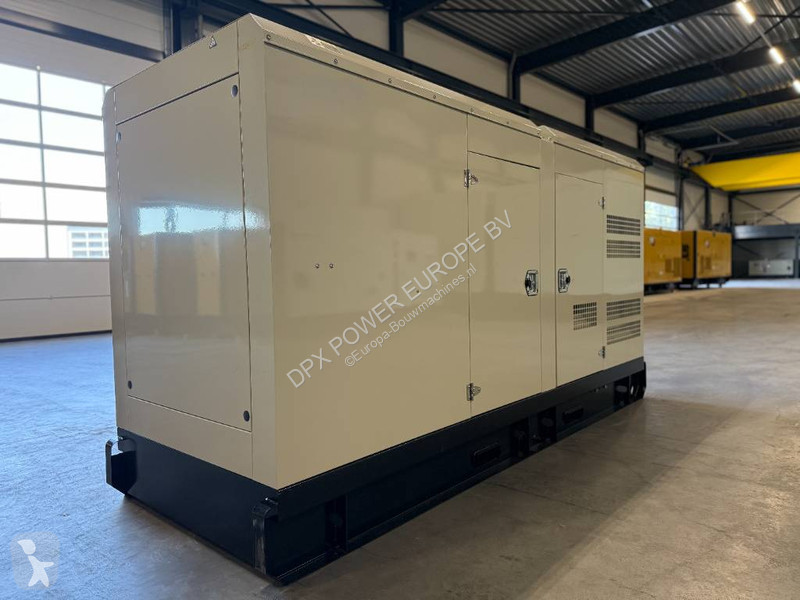 Stavebný stroj Iveco NEF67TM7 - 220 kVA...